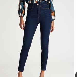 NWT Ann Taylor Skinny Curvy Jeans